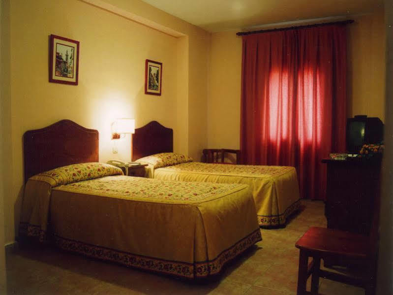 Hostal Santo Tome Toledo Exteriér fotografie